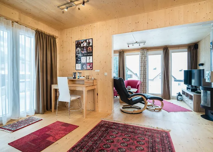 Σαλέ In With Sauna Near Area *